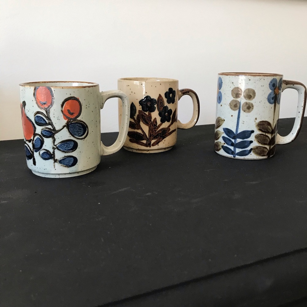 Set of 3 pottery coffee cups
